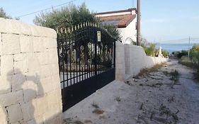 Grazioso appartamento di fronte al mare